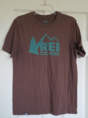 REI Short Sleeve Tee in Brown with Teal Logo